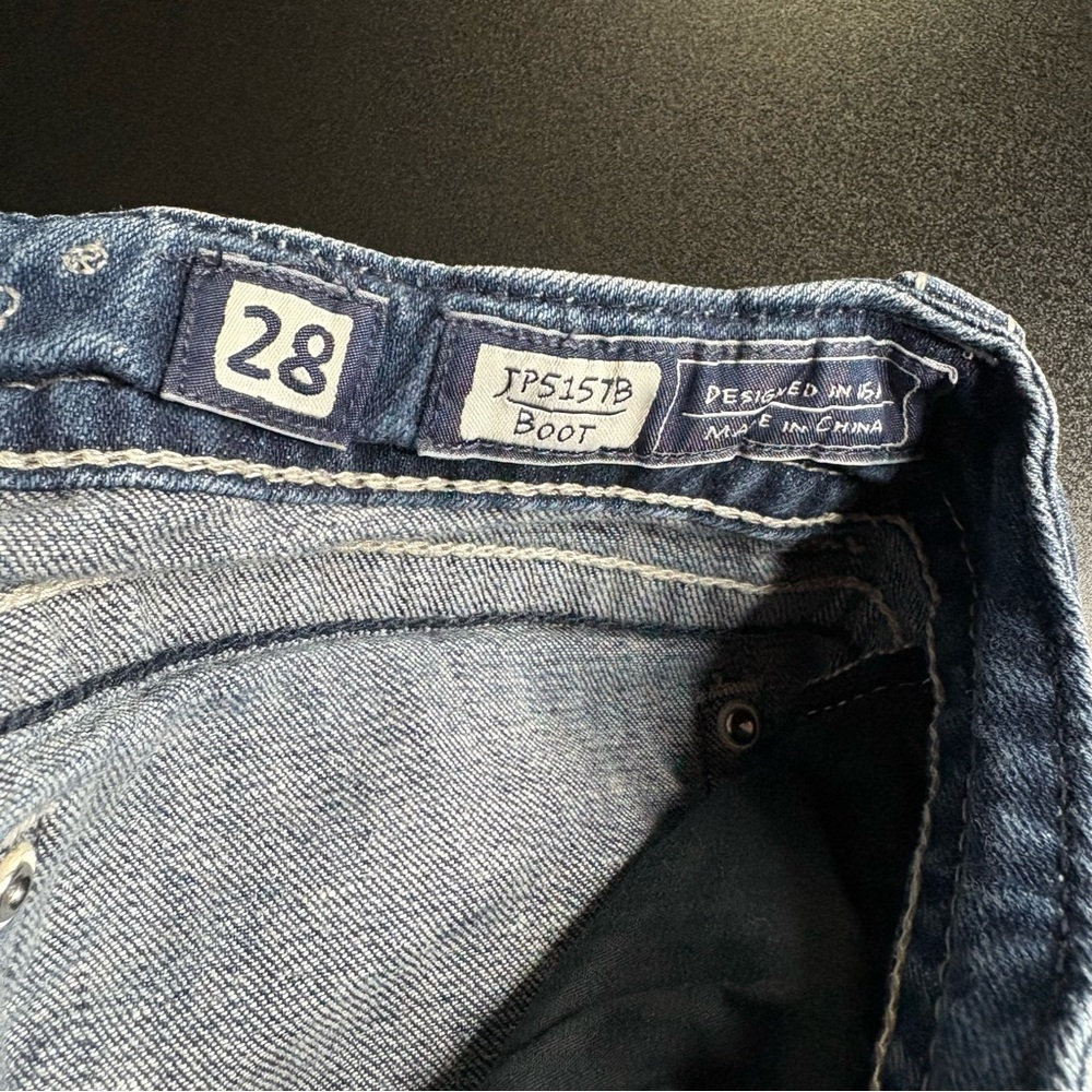 Miss Me fleur de lis enboired jeans size 28 distressed boot cut‎ western Buckle - Picture 6 of 10
